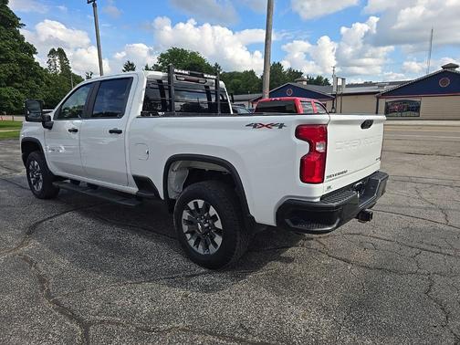 Summit White 2021 Chevrolet Silverado 2500 Custom