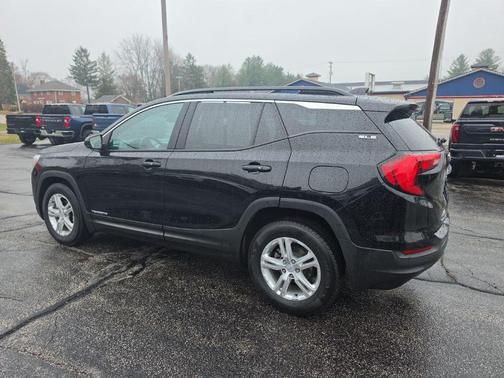 Ebony Twilight Metallic 2018 GMC Terrain SLE