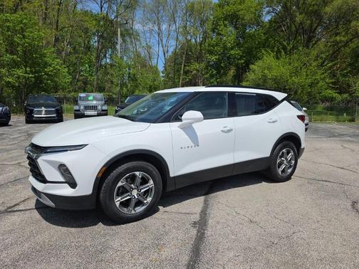 Summit White 2024 Chevrolet Blazer 2LT