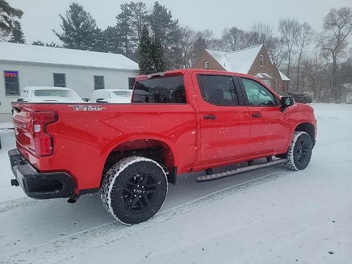 2022 Chevrolet Silverado 1500 Custom Trail Boss
