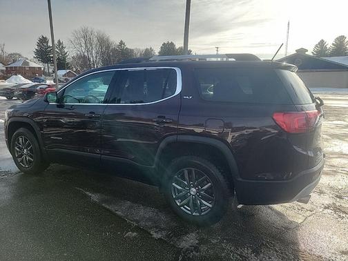 2017 GMC Acadia SLT-1