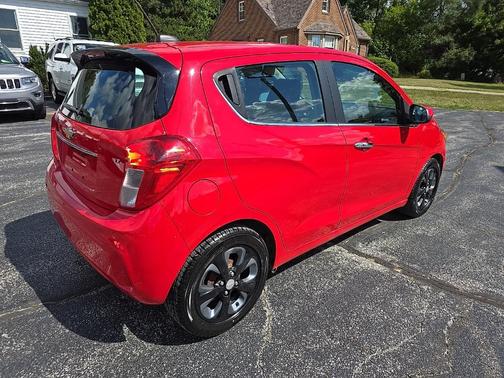 2017 Chevrolet Spark 2LT
