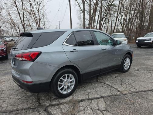 Sterling Gray Metallic 2024 Chevrolet Equinox 1LT