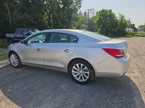Quicksilver Metallic 2016 Buick LaCrosse Leather