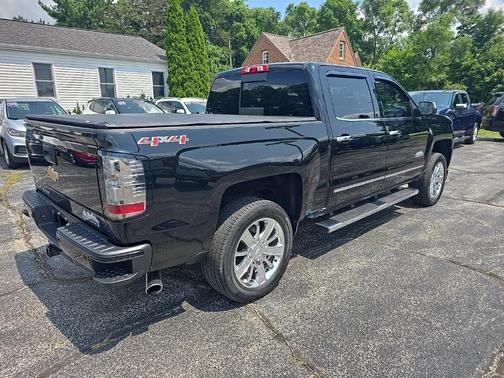 2017 Chevrolet Silverado 1500 High Country