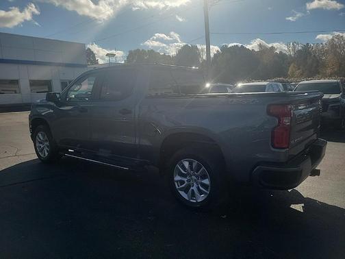 2020 Chevrolet Silverado 1500 Custom