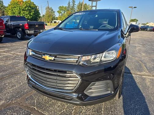 2022 Chevrolet Trax LS
