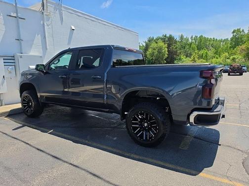 Shadow Gray Metallic 2021 Chevrolet Silverado 1500 LT