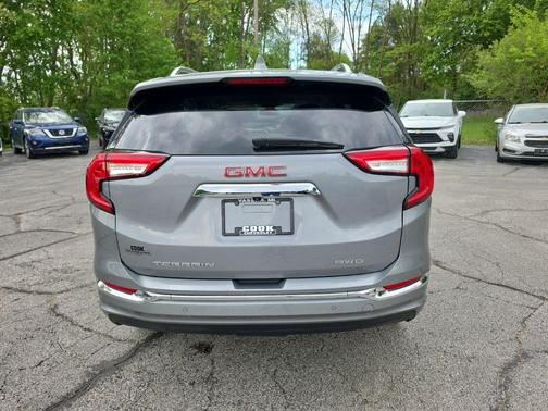 Sterling Metallic 2024 GMC Terrain Denali