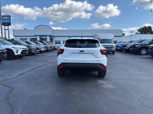 2025 Chevrolet Trax FWD 2RS