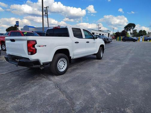 2025 Chevrolet Colorado WT