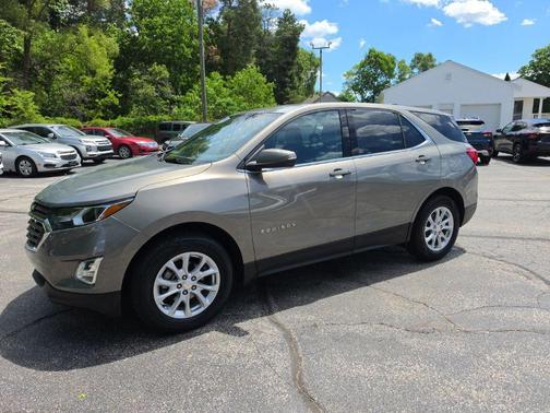 Pepperdust Metallic 2018 Chevrolet Equinox LT