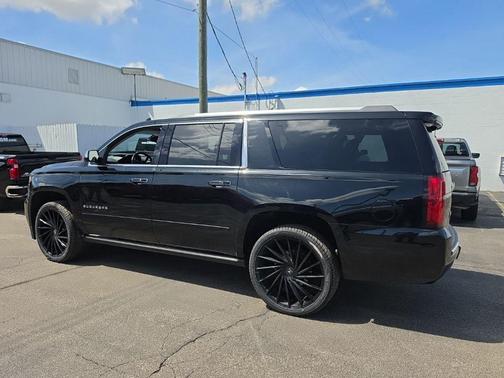 Black 2020 Chevrolet Suburban Premier