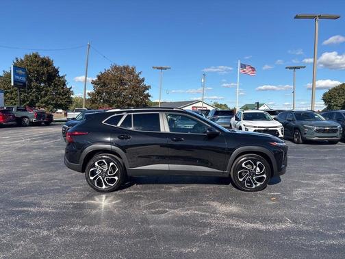 2025 Chevrolet Trax FWD 2RS