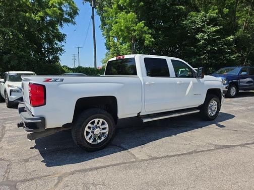 Summit White 2019 Chevrolet Silverado 3500 LT