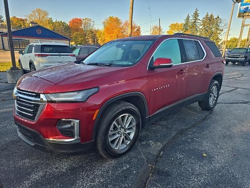2023 Chevrolet Traverse LT Cloth