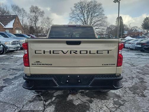 2023 Chevrolet Silverado 1500 Custom Trail Boss