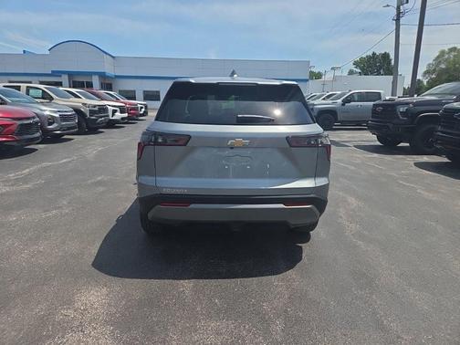 Sterling Gray Metallic 2026 Chevrolet Equinox 1LT