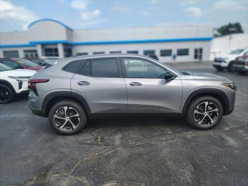 2025 Chevrolet Trax FWD 1RS