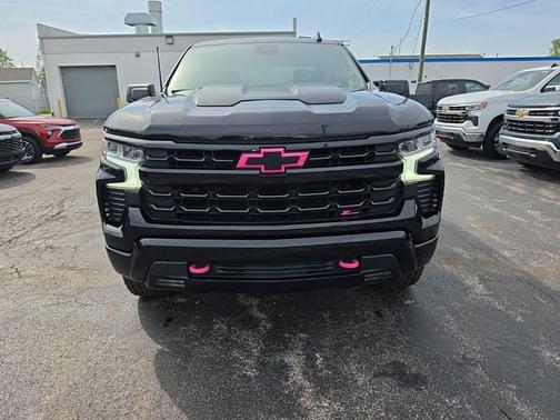 Black 2022 Chevrolet Silverado 1500 LT Trail Boss