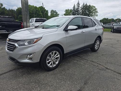 Silver Ice Metallic 2020 Chevrolet Equinox 1LT