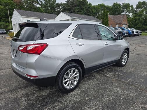 Silver Ice Metallic 2020 Chevrolet Equinox 1LT