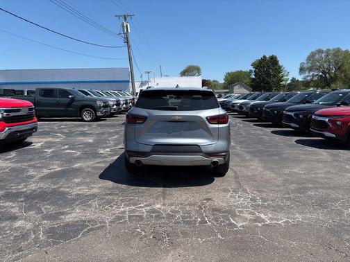 Sterling Gray Metallic 2026 Chevrolet Blazer 2LT