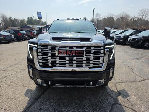 2025 GMC Sierra 2500 Denali