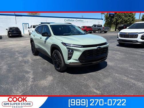 Cacti Green 2026 Chevrolet Trax FWD ACTIV