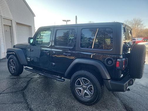 2018 Jeep Wrangler Unlimited Sport