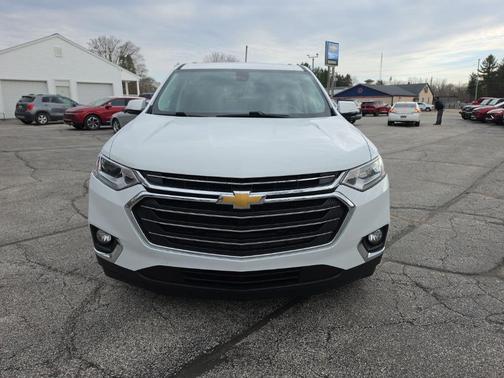 Summit White 2018 Chevrolet Traverse LT Leather
