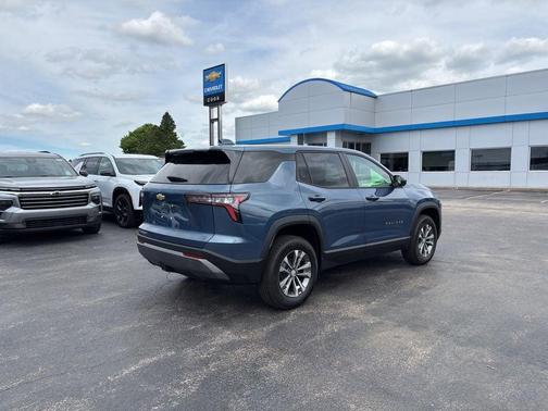 Lakeshore Blue Metallic 2026 Chevrolet Equinox 1LT