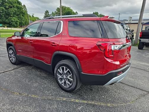 2023 GMC Acadia AWD SLT