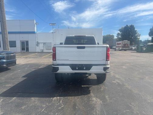 2026 Chevrolet Silverado 2500 LT