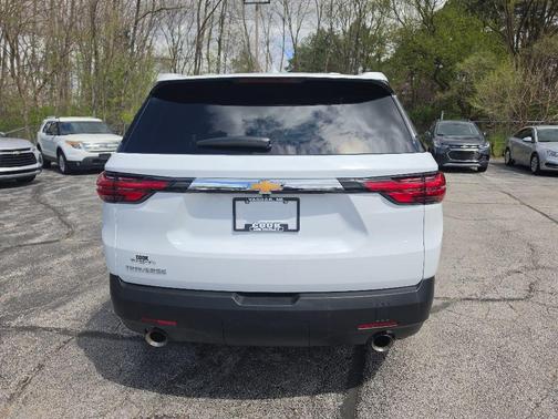 Summit White 2023 Chevrolet Traverse LS