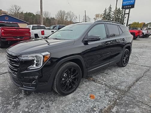 2022 GMC Terrain SLT