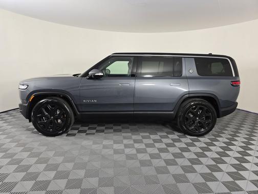2023 Rivian R1S Adventure Package