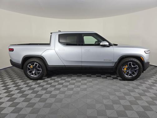 2023 Rivian R1T Adventure Quad Motor Large Pack