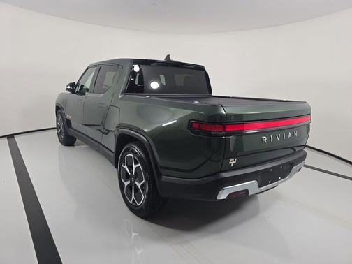 2022 Rivian R1T Adventure