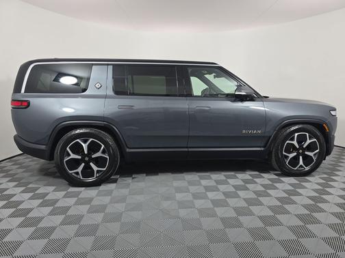 El Cap Granite 2024 Rivian R1S Adventure Quad Motor Large Pack