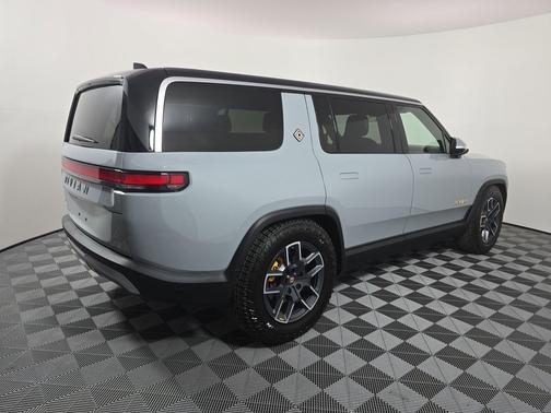 Limestone 2022 Rivian R1S Launch Edition