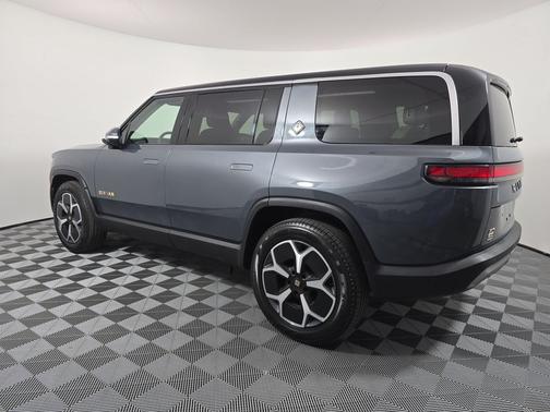El Cap Granite 2024 Rivian R1S Adventure Quad Motor Large Pack