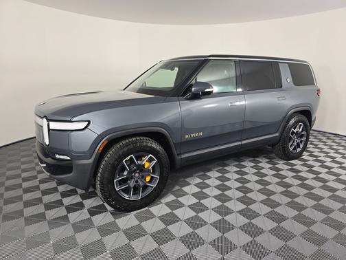 2022 Rivian R1S Launch Edition