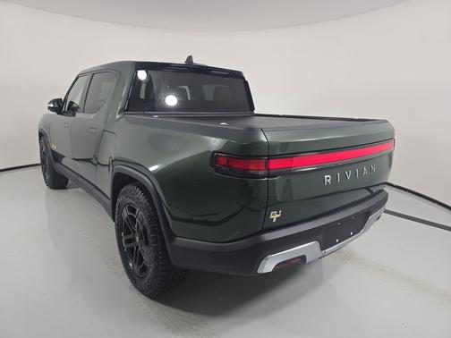 2022 Rivian R1T Adventure