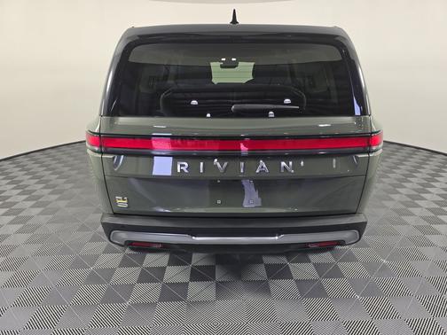 2023 Rivian R1S Launch Edition