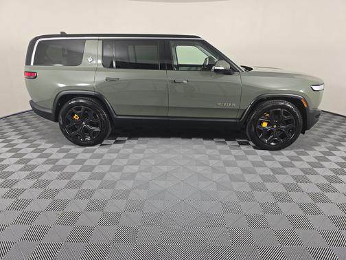 2023 Rivian R1S Launch Edition