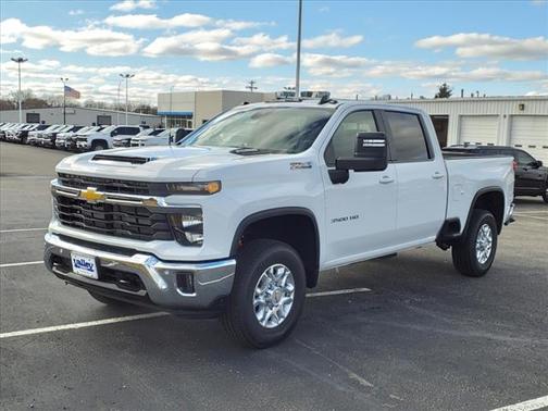 2025 Chevrolet Silverado 3500 LT