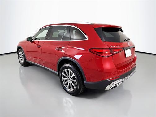 2025 Mercedes-Benz GLC 300 4MATIC