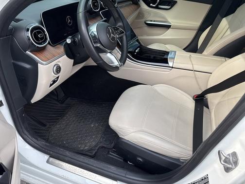2024 Mercedes-Benz C-Class 