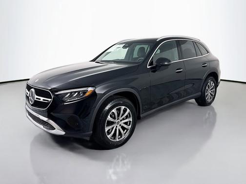 Black 2026 Mercedes-Benz GLC 300